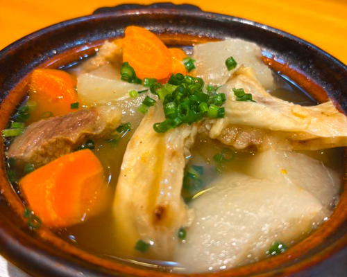牛すじ大根煮込み
