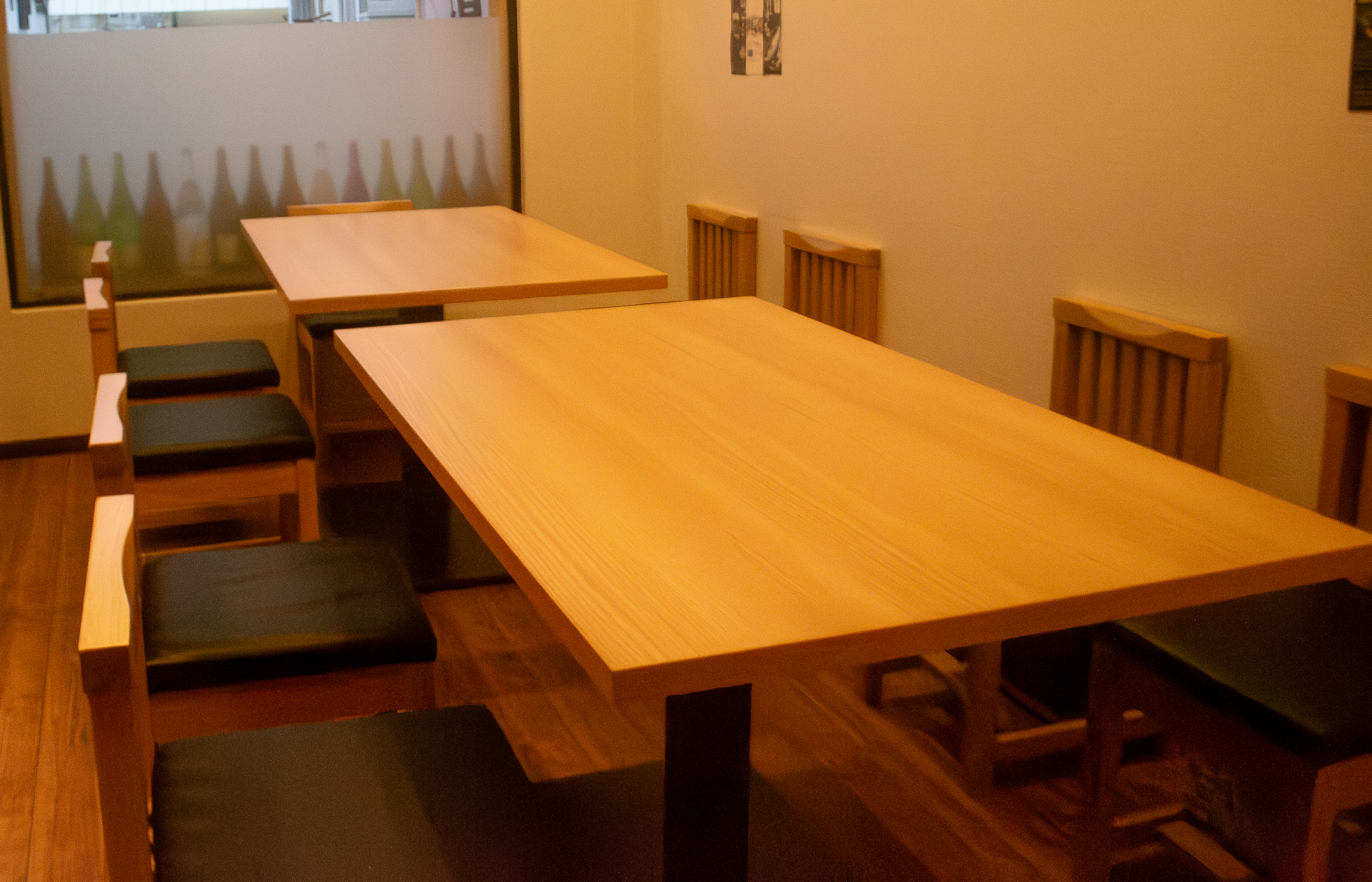 テーブル席　大人数席